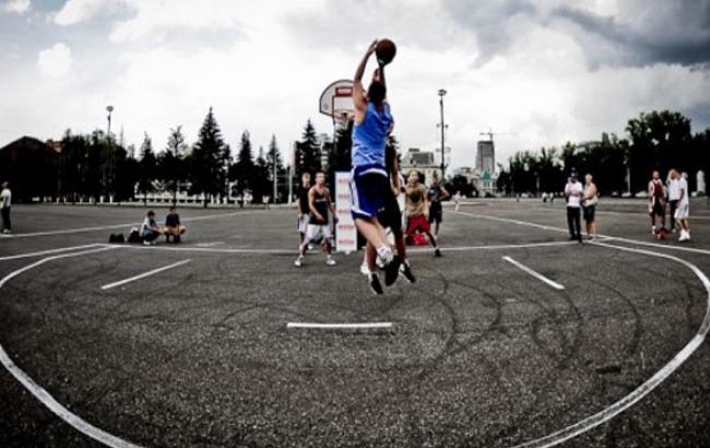 Троещина может стать раем для уличных баскетболистов