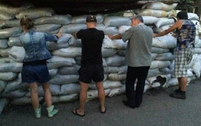 У Луганській обл. затримано мікроавтобус з вантажем для ЛНР, - СБУ