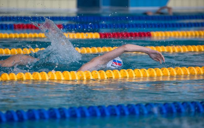 Спортсменам из РФ и Беларуси разрешили соревноваться в водных видах спорта