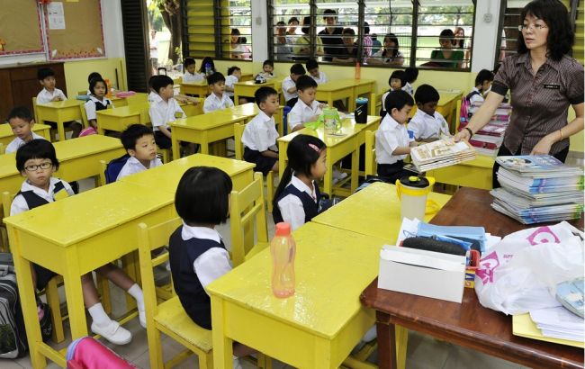 В Малайзии закрыли 111 школ после отравлений детей