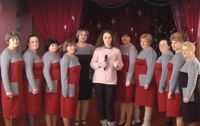 "Для села зійде": у мережі обговорюють уніформу для вчителів в українській школі
