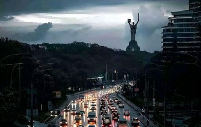 Розкручене соцмережами фото "Києва без світла" виявилося не зовсім правдивим