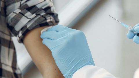 В США визначили, хто першим отримає вакцину від COVID-19