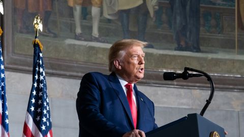 В двух штатах отклонили иски сторонников Трампа о недействительности голосов