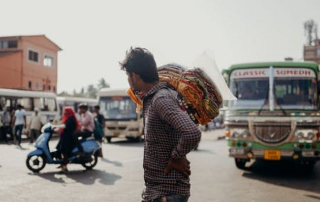 Вспышка неизвестной болезни в Индии: количество пострадавших превысило 800