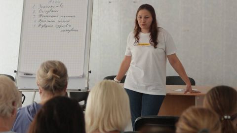 Психологи Фонда Ахметова помогают жителям Донбасса и Днепропетровщины справиться с травмой войны