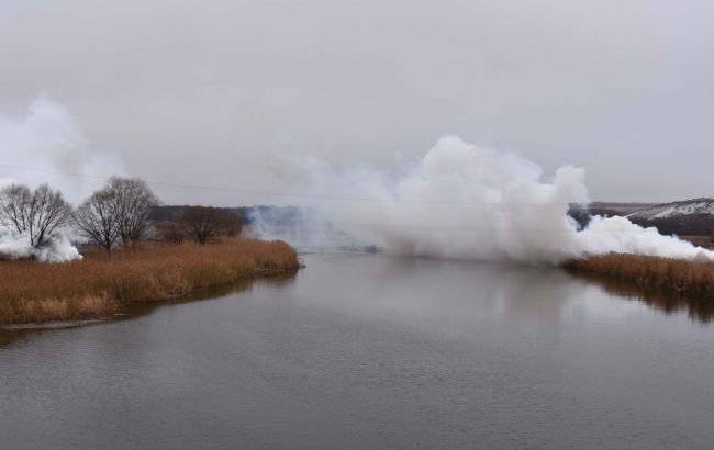 Боевики за сутки девять раз открывали огонь по украинским позициям на Донбассе