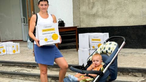 В прифронтовом Белозерском люди продолжают получать помощь от Фонда Ахметова