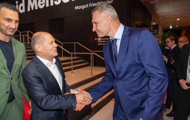 Кличко в Берлине встретился с Шольцем: говорили о дальнобойном оружии и усилении санкций против РФ