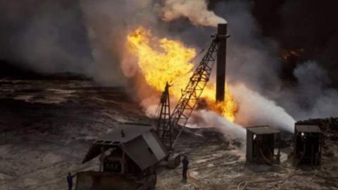 В Кувейте произошел пожар на одном из крупнейших нефтяных месторождений мира