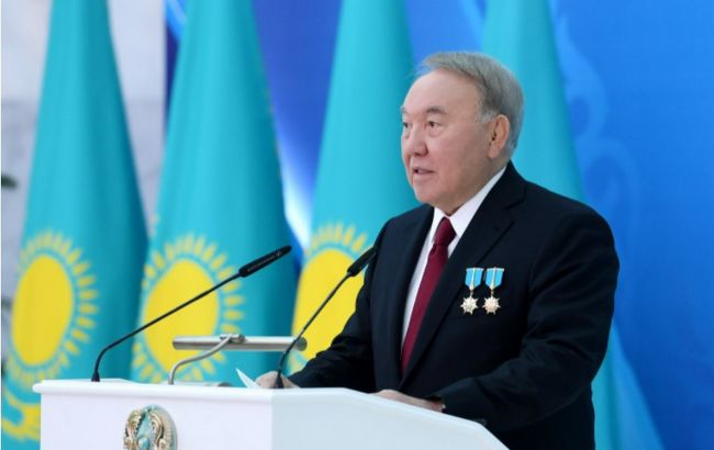 У Назарбаева опровергли побег из Казахстана, он находится в столице