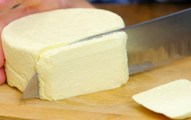 Домашній сир з 3 інгредієнтів за 10 хвилин часу: досить купувати в магазині!