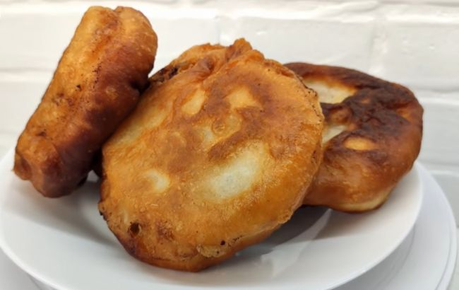 Біляші з м'ясом "як на базарі": рецепт культових пиріжків на рідкому тісті