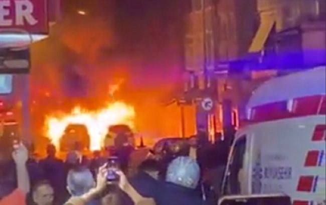 В центре Стамбула прогремел мощный взрыв, - СМИ