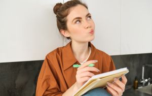 Не любовь, не здоровье и даже не мир: что украинцы назвали главным источником счастья