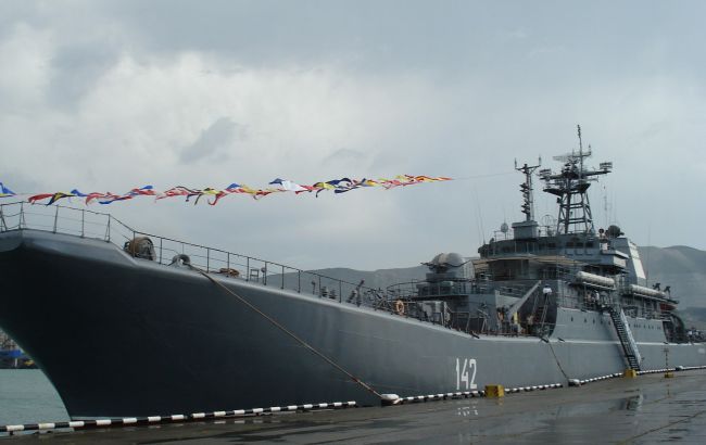 У ЗСУ заявили про знищення великого десантного корабля РФ "Новочеркаськ" у Криму
