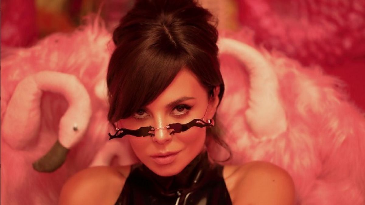 Порно девственный Маша