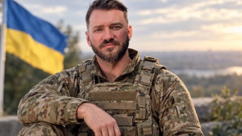 Після тривалої паузи: Дмитро Дікусар показав фото з військової служби