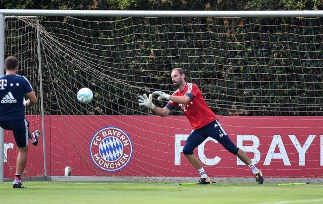 Штарке після завершення кар'єри повернувся в "Баварію" через травму Нойєра