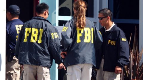 ФБР вимагає інформацію про читачів новини про вбивство працівників бюро у Флориді