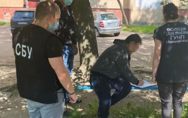 10 тысяч долларов с человека: СБУ разоблачила схему легализации "гастарбайтеров" в Украине