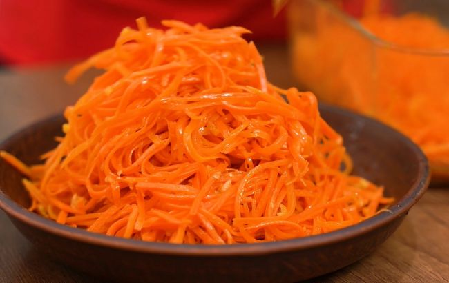 Морковь по-корейски вкуснее, чем на рынке: готовим быстро и дешево