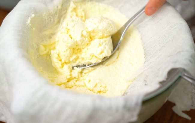 Готуємо ідеальний вершковий сир Маскарпоне вдома. Просто візьміть масло і молоко