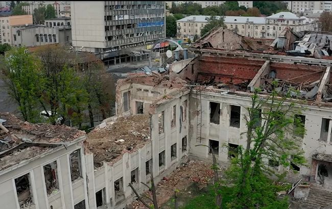 "Хотіли знищити те, що не вмирає": як зараз виглядає розбитий окупантами Будинок офіцерів у Вінниці