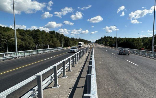 На трасі Київ-Чоп повністю відновили міст, зруйнований у перші дні вторгнення