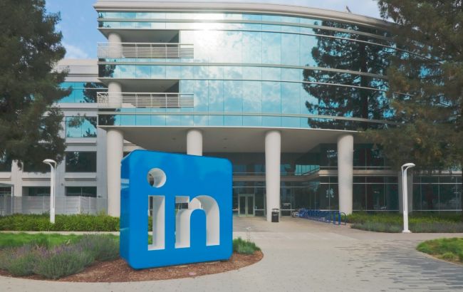 Полегшить пошук вакансій: LinkedIn впровадить штучний інтелект у роботу соцмережі