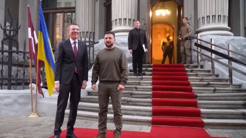 Зеленский встретился с президентом Латвии в Киеве: что обсудили