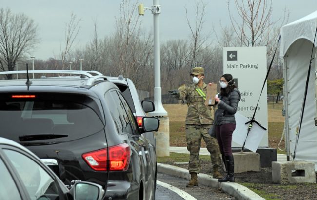 У Грузії повністю заборонять пересування на легкових автомобілях