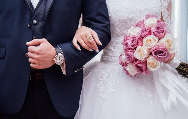 Будет позже: знаменитая голливудская пара отложила свадьбу