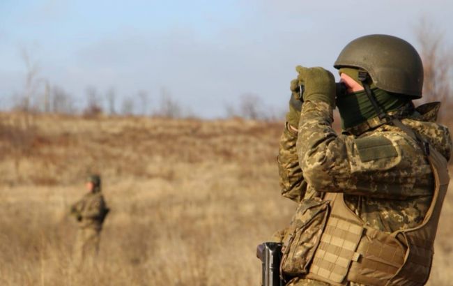 Второй за сутки. В результате обстрела на Донбассе погиб украинский военный