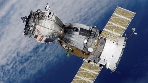 Украина планирует запустить на орбиту семь спутников и создать космодром