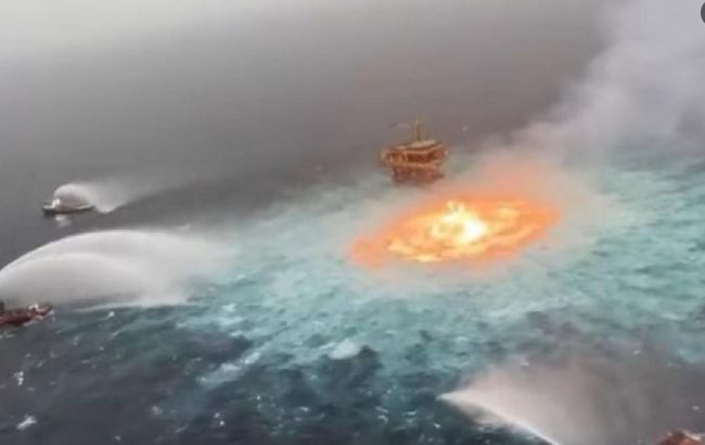 Океан в огне: в Мексиканском заливе произошел взрыв на нефтепроводе