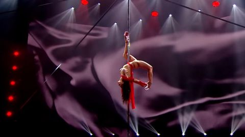 39-летняя олимпийская чемпионка довела до слез украинцев чувственным танцем на пилоне