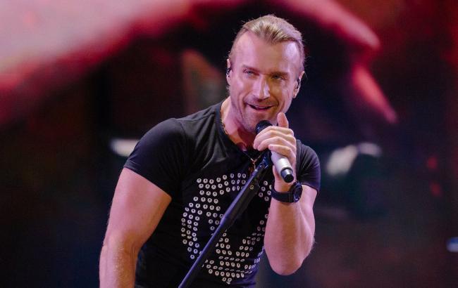 Олег Винник на Atlas Weekend: "вовчиці" в восторге (фото, видео)