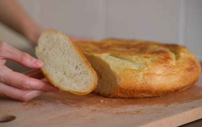 Готовим пышный хлеб на сковороде: всего три ингредиента