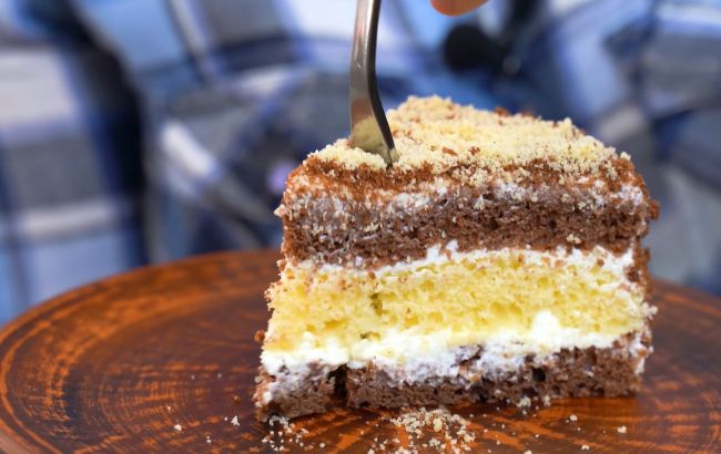 Нежный торт Сметанник по самому простому рецепту: готовим из доступных ингредиентов