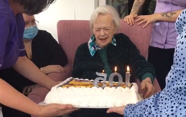 105-летняя женщина раскрыла секрет здорового долголетия: всего два вида продуктов