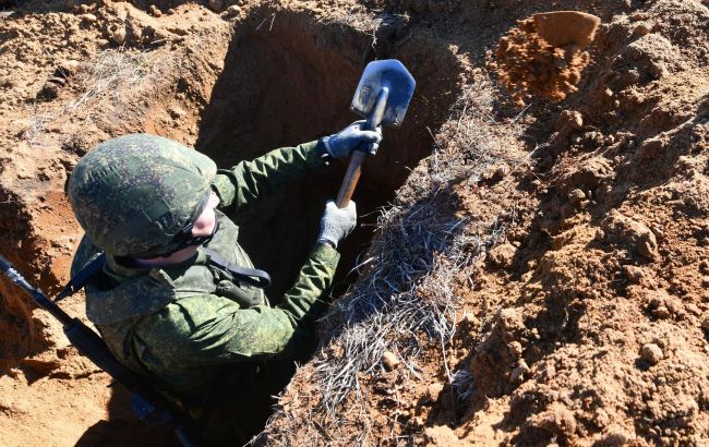 У РФ невідомі знищують техніку для будівництва укріплень на кордоні з Україною, - ЦНС