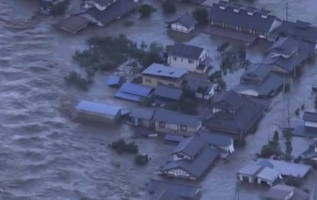 Тайфун у Японії забрав життя майже 40 осіб