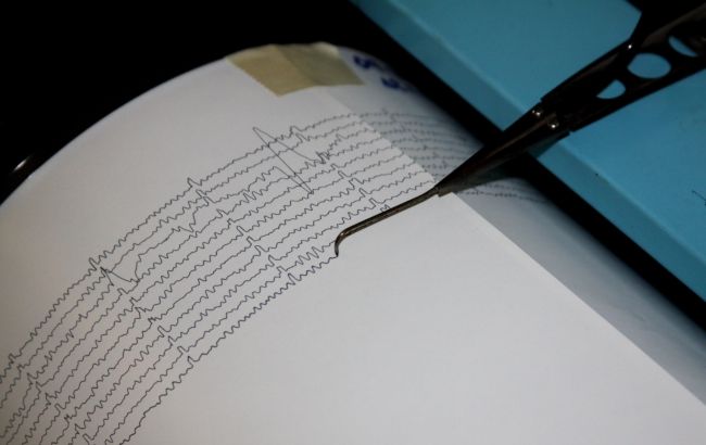 В Ірані потужний землетрус пошкодив історичні пам'ятки