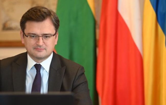 Приговор Навальному: Кулеба призывает "принудить" РФ уважать права человека