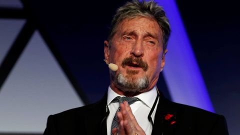 Творець антивіруса McAfee помер в іспанській в'язниці