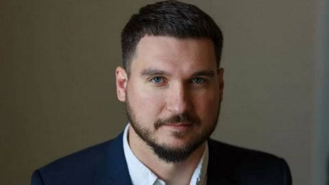 Нардеп пришел в Раду в футболке за 3,5 тысячи: фото политика-модника