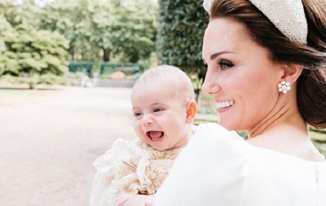 В сеть попало трогательное фото маленького принца Луи