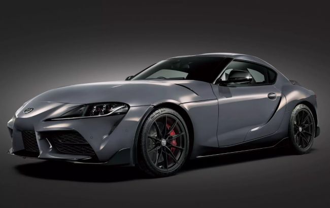 Toyota оновила класичний суперкар: опубліковані фото та характеристики