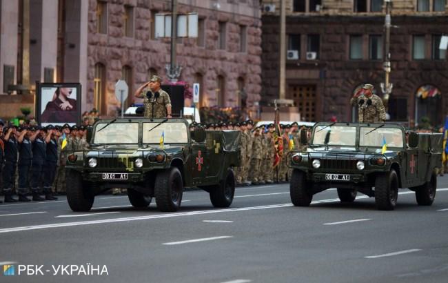 250 единиц техники и 4,5 тысячи военных: яркие фото репетиции парада ко Дню Независимости